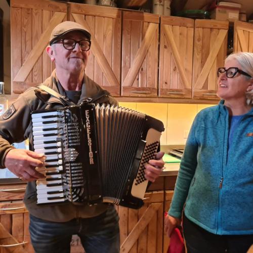 Musiker mit Lehrerin