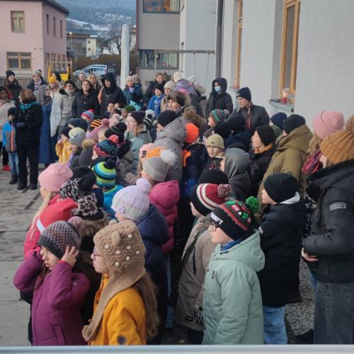 Kinder beim Singen