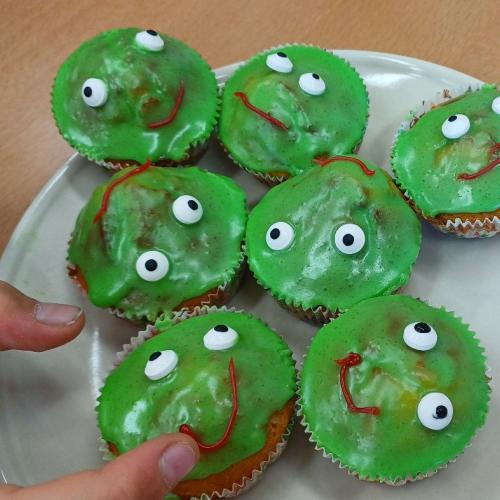 fertige Frosch-Muffins