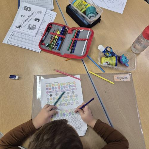 erste Schreibübungen