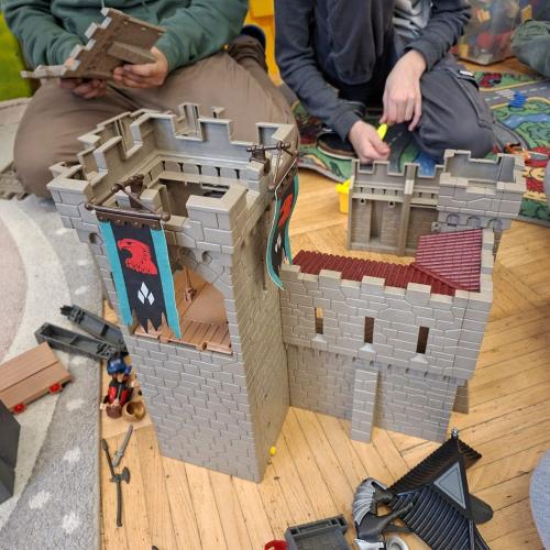 Die Ritterburg ist fertig gestellt.