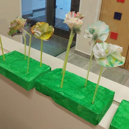 Faltblumen im Styropor