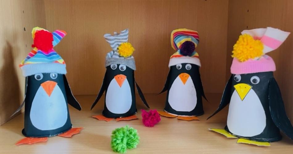Pinguin mit Bommelmütze