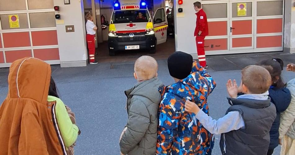 Rettungsauto mit Blaulicht